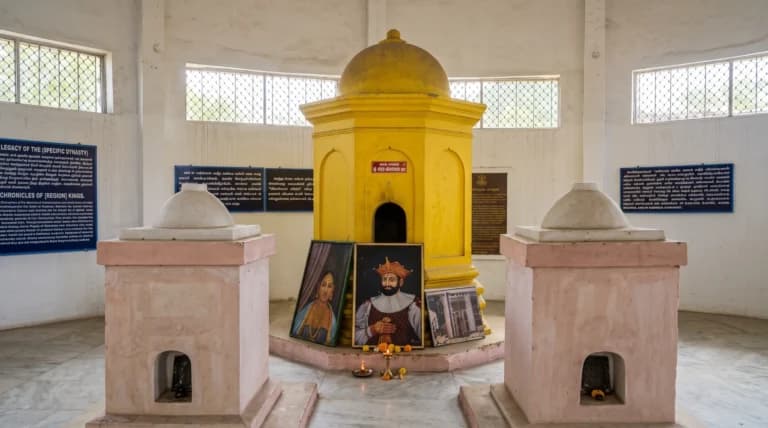 The Grave of the Last King of Ceylon: A Forgotten Sri Lankan Story in Vellore