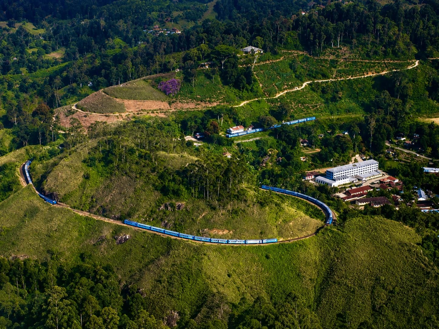 Demodara Loop: Sri Lanka’s Railway Wonder